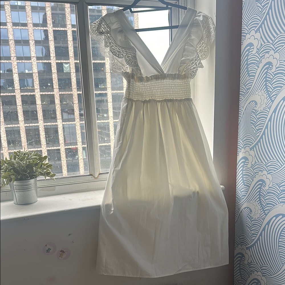 Lush size small Elegant White Dress with Lace Details
